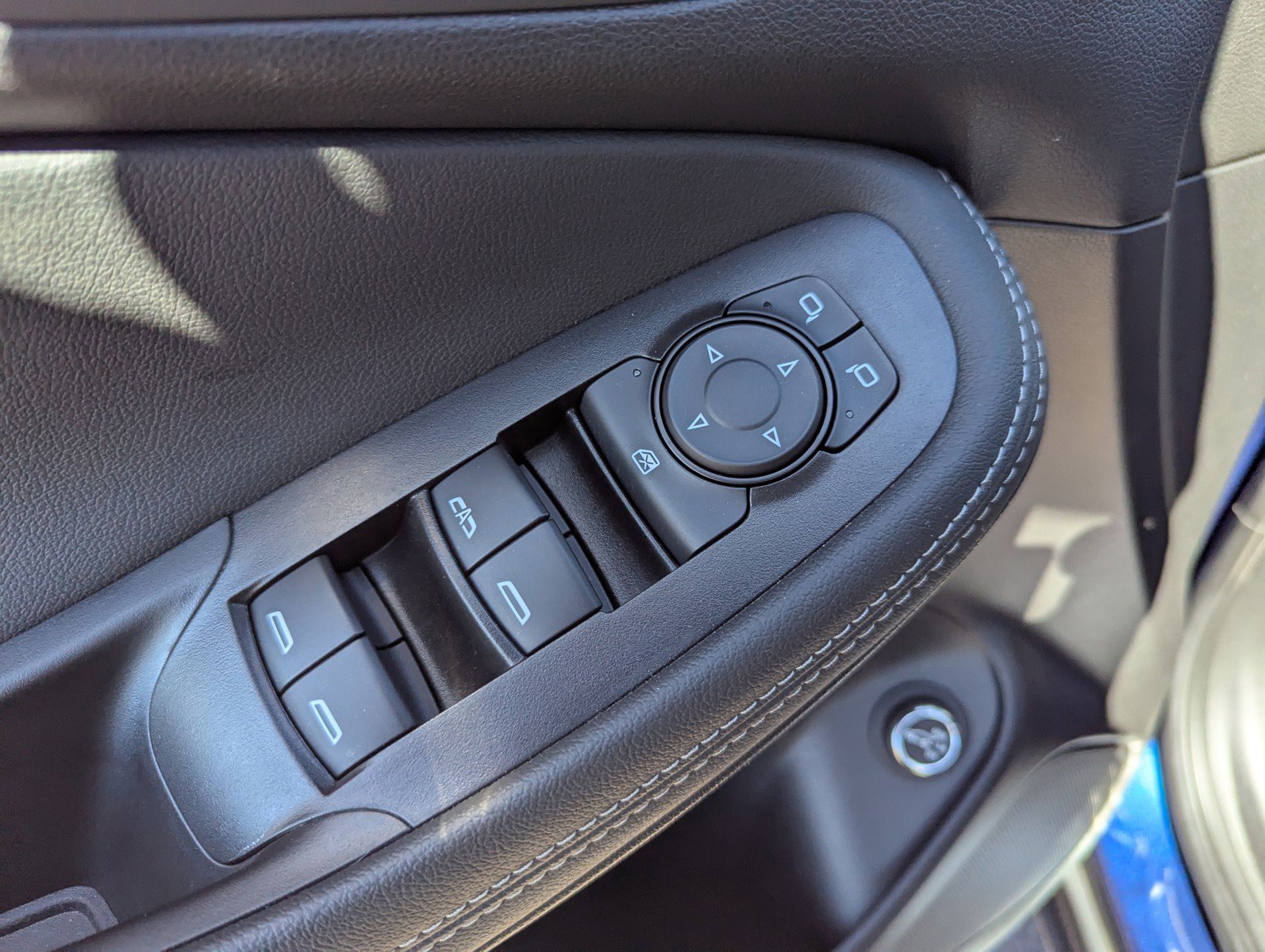 Certified 2023 Buick Encore GX Select image 29