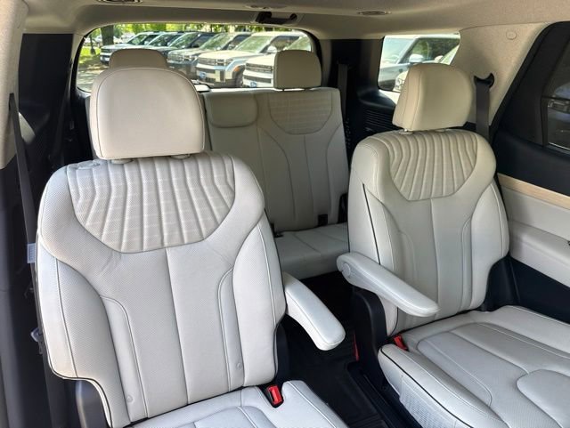 Used 2024 Hyundai Palisade Limited AWD/4WD image 30