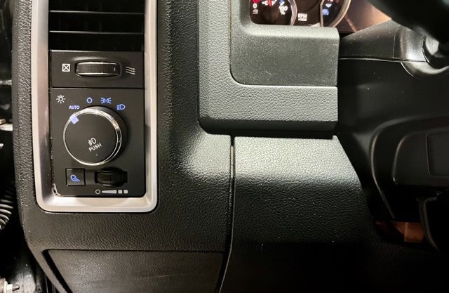 Used 2015 RAM 1500 Lone Star image 19