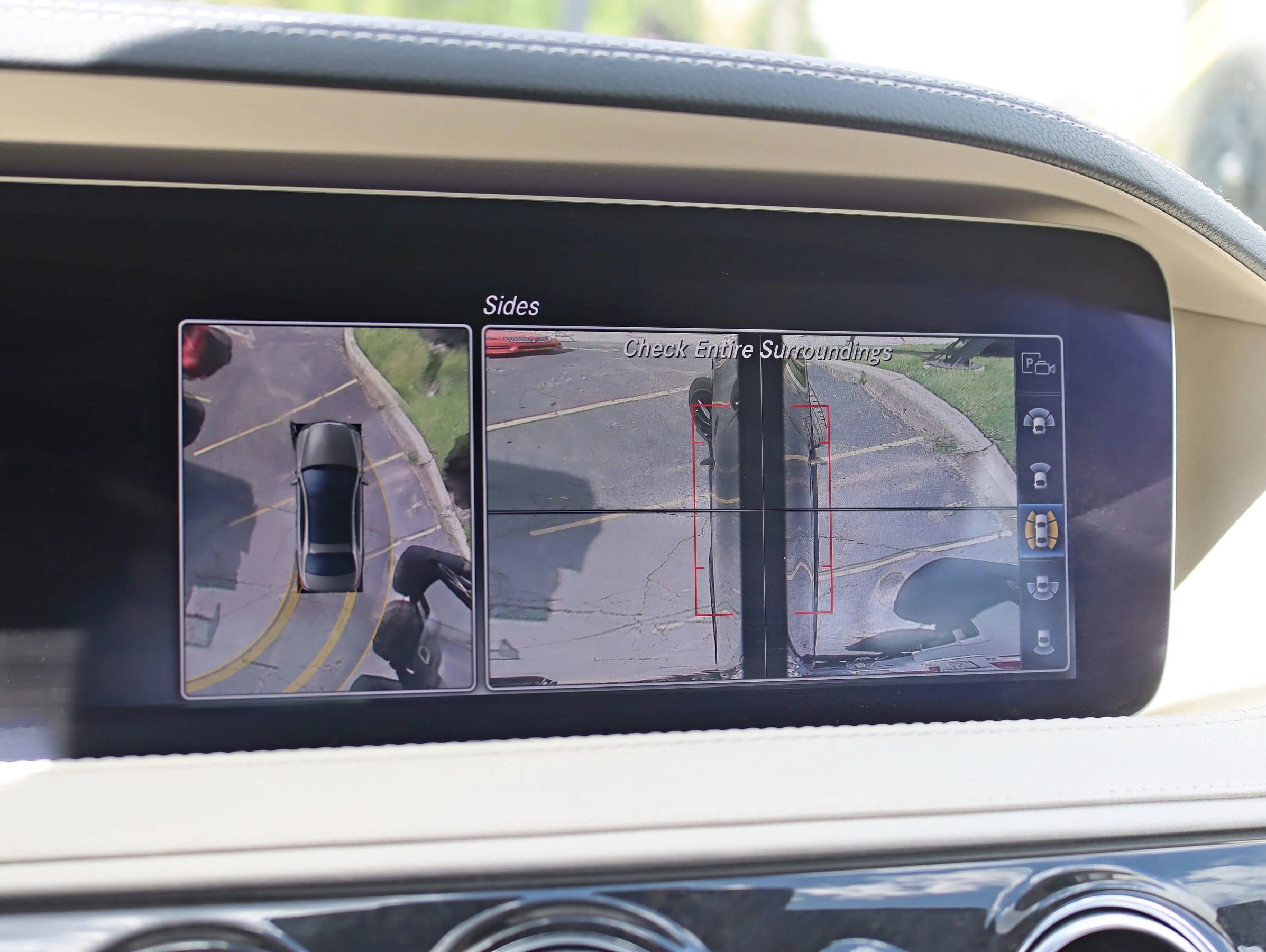 Used 2019 Mercedes-Benz S 560 Sedan image 23