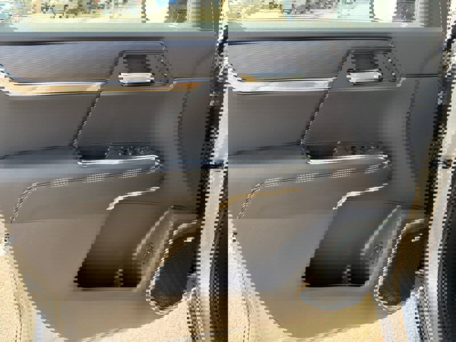 New 2026 GMC Acadia Elevation w/ Elevation Premium Package image 13