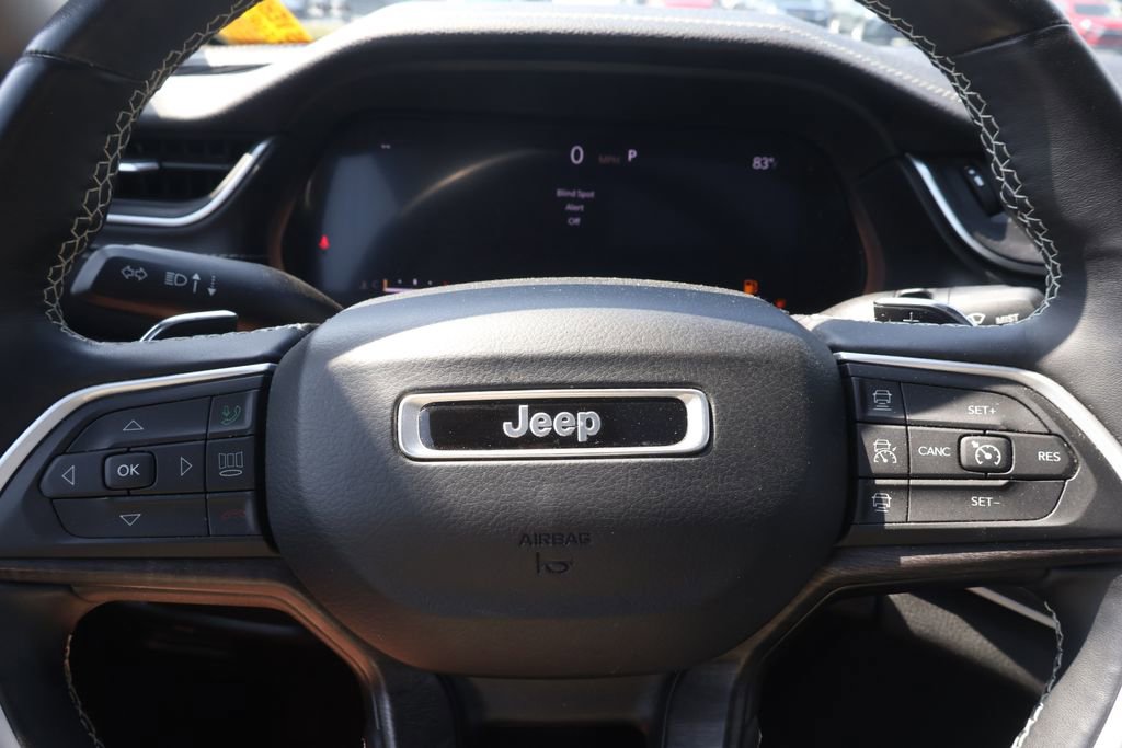 Used 2021 Jeep Grand Cherokee L Limited AWD/4WD image 18