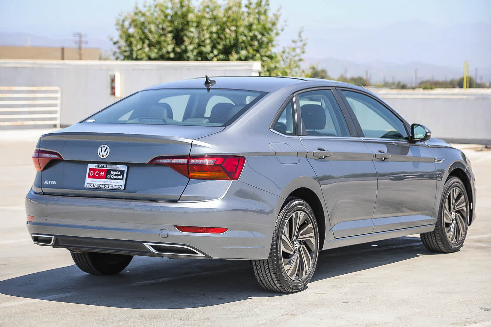 Used 2019 Volkswagen Jetta SEL Premium FWD image 5