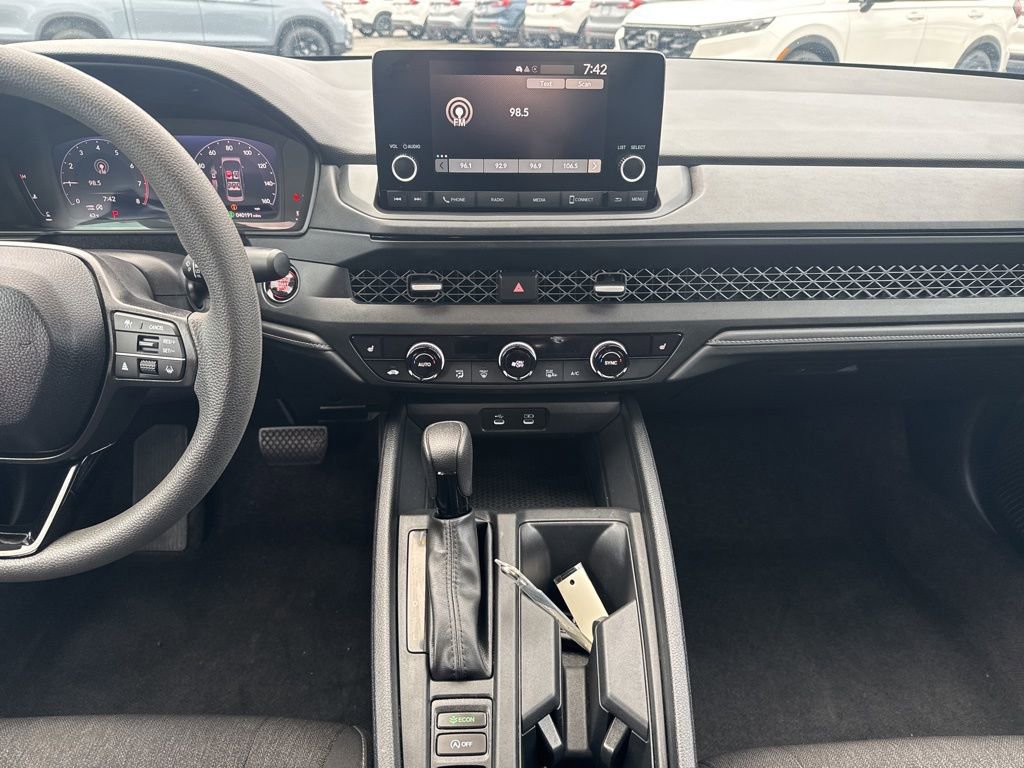 Certified 2024 Honda Accord EX image 23