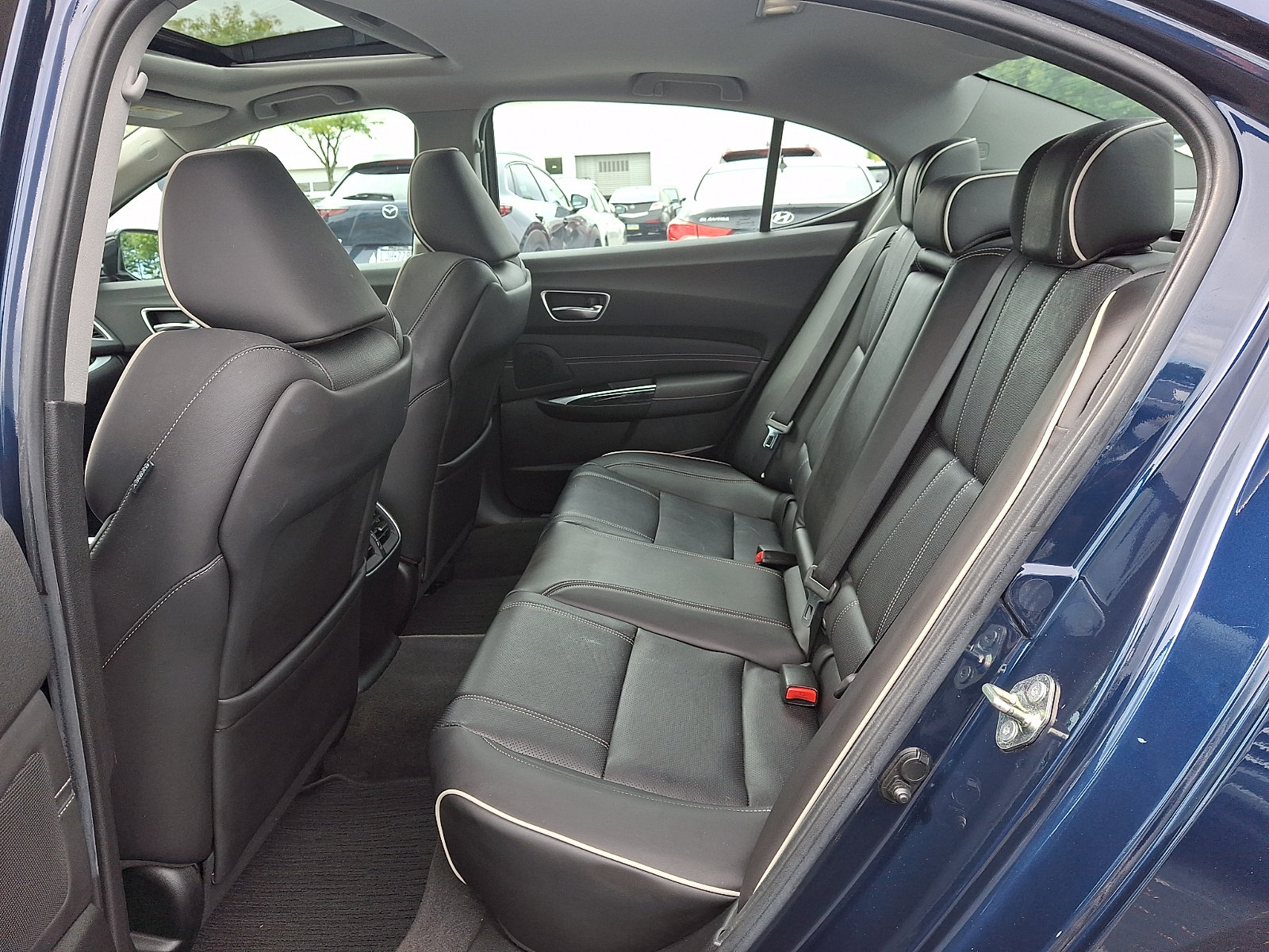 Used 2020 Acura TLX w/ Technology Package FWD image 10