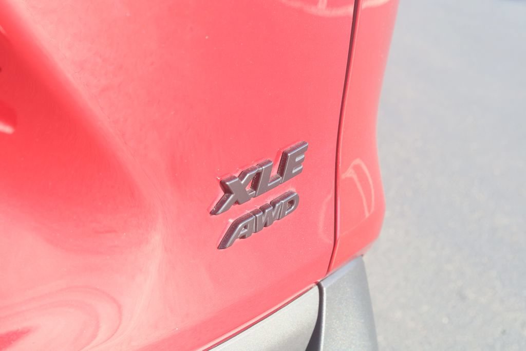 Used 2022 Toyota RAV4 XLE w/ Convenience Package AWD/4WD image 23