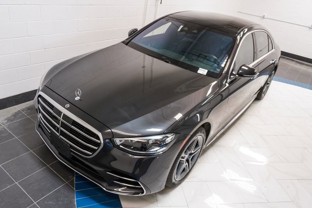 Used 2022 Mercedes-Benz S 500 4MATIC w/ AMG Line Package image 42