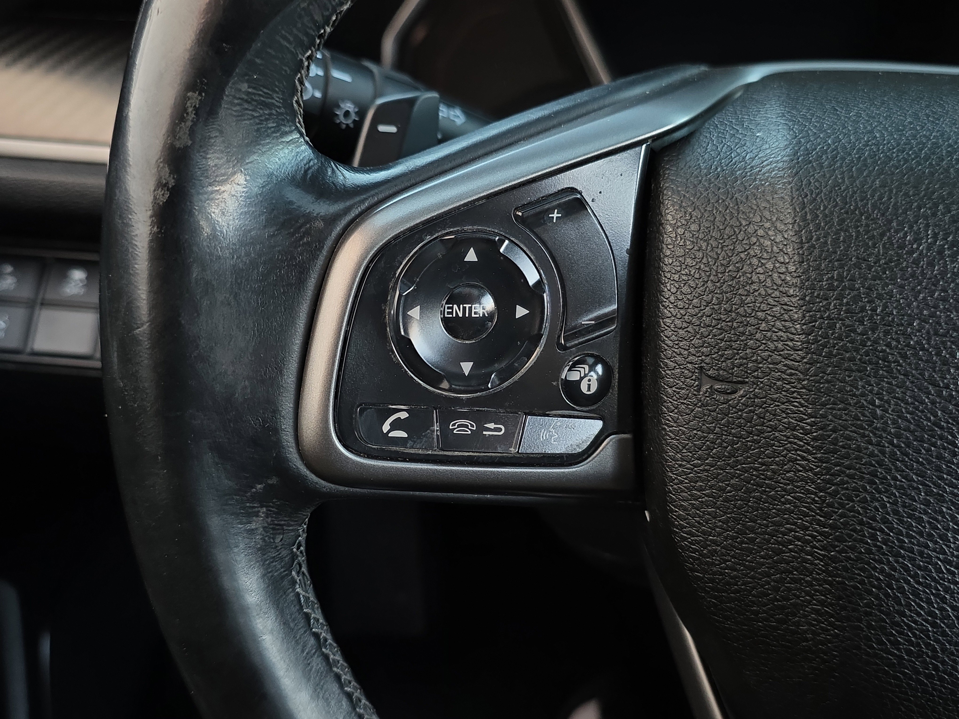 Used 2019 Honda Civic Sport Touring image 17