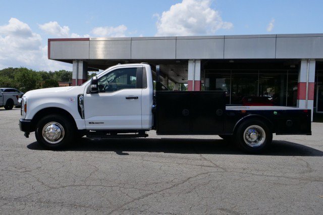 Used 2024 Ford F350 XL RWD image 11