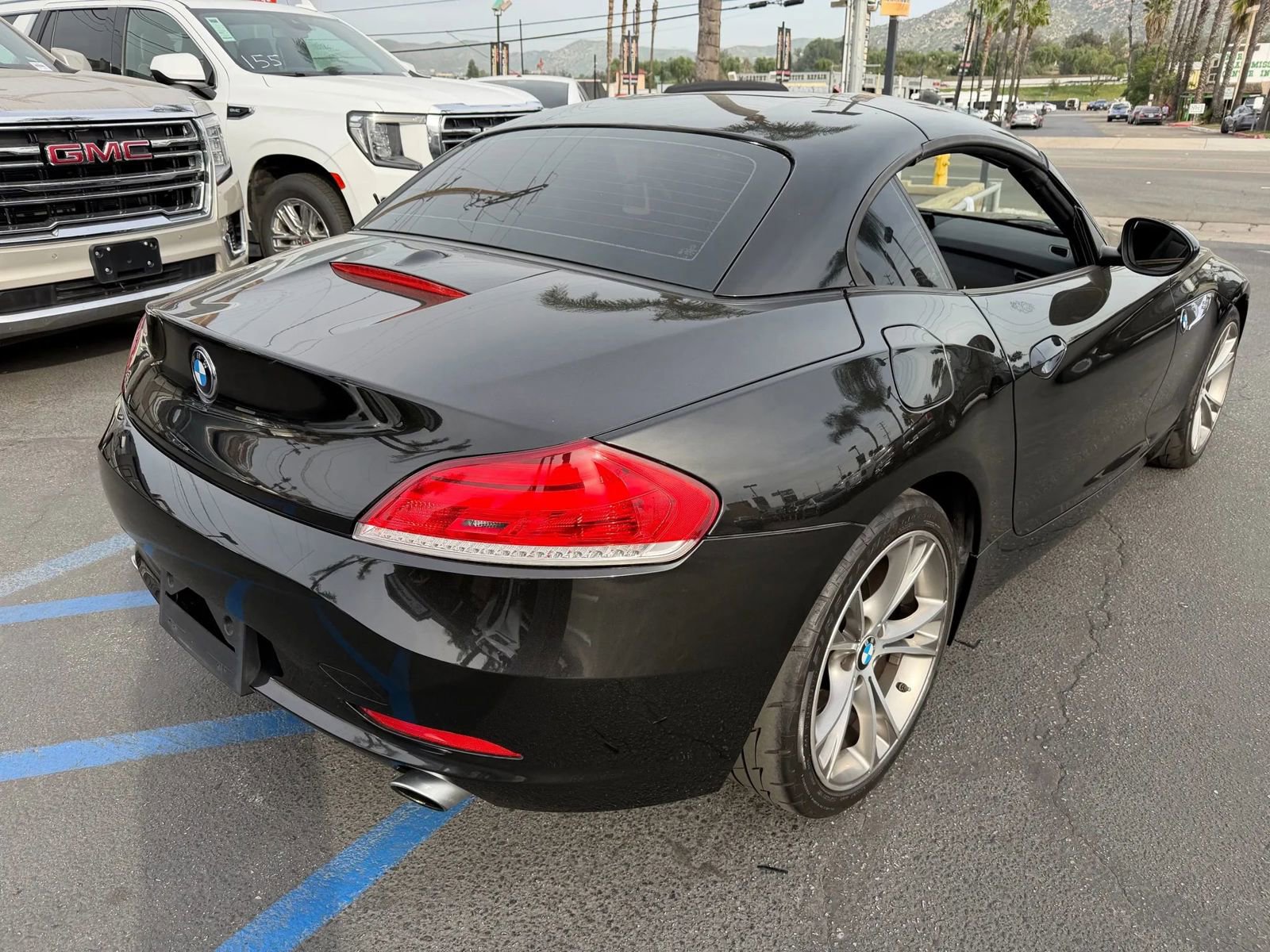 Used 2014 BMW Z4 sDrive35i w/ Technology Package RWD image 8