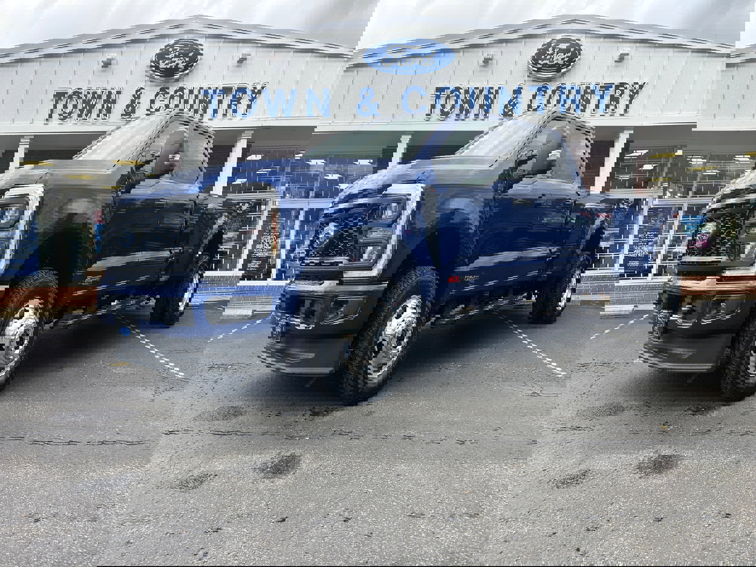 New 2026 Ford F350 XL image 3
