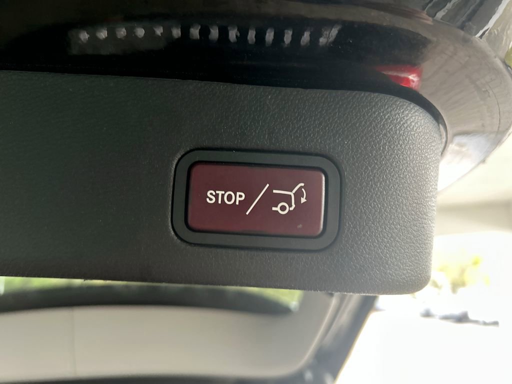 Used 2012 Mercedes-Benz ML 350 4MATIC image 39