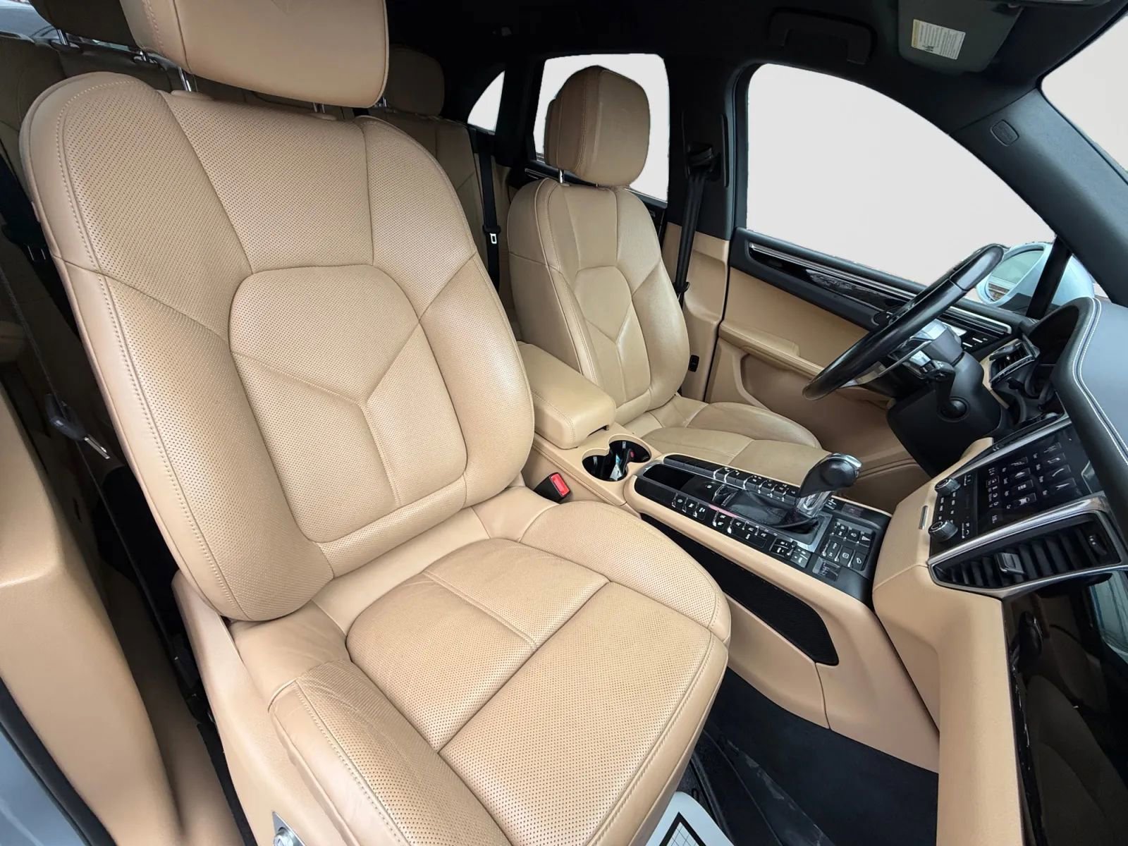 Used 2017 Porsche Macan S AWD/4WD image 21