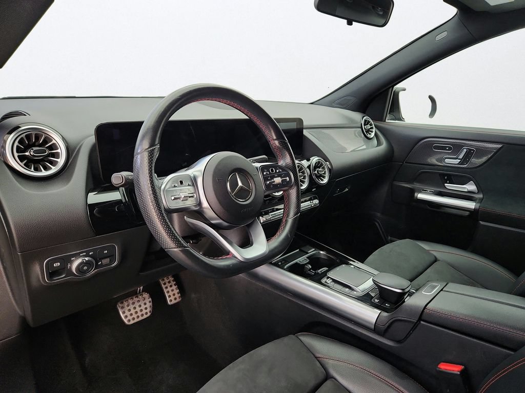 Used 2022 Mercedes-Benz GLA 35 AMG 4MATIC image 10