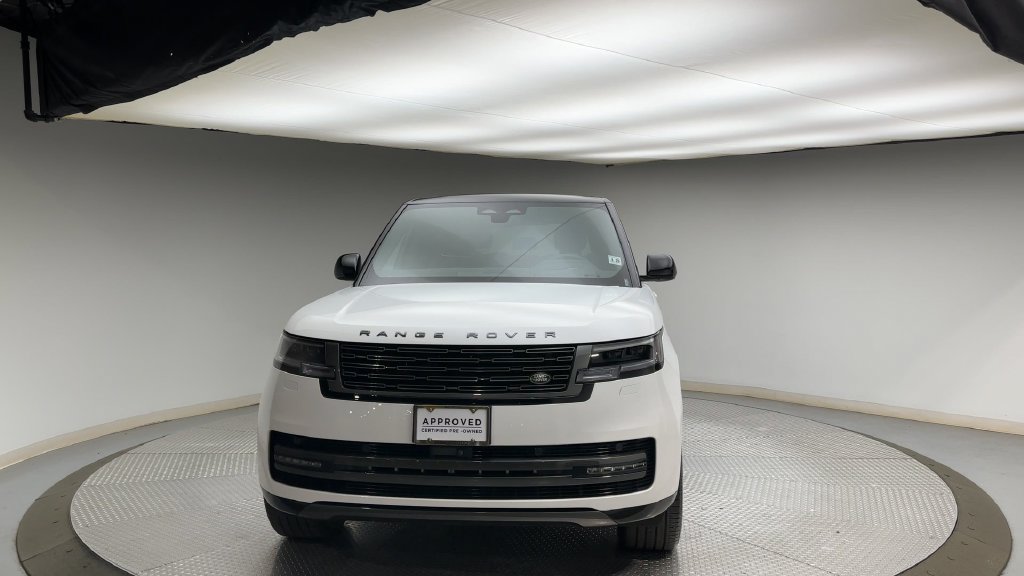Certified 2025 Land Rover Range Rover SE AWD/4WD image 7