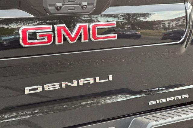 New 2026 GMC Sierra 2500 Denali w/ Denali Reserve Package image 32