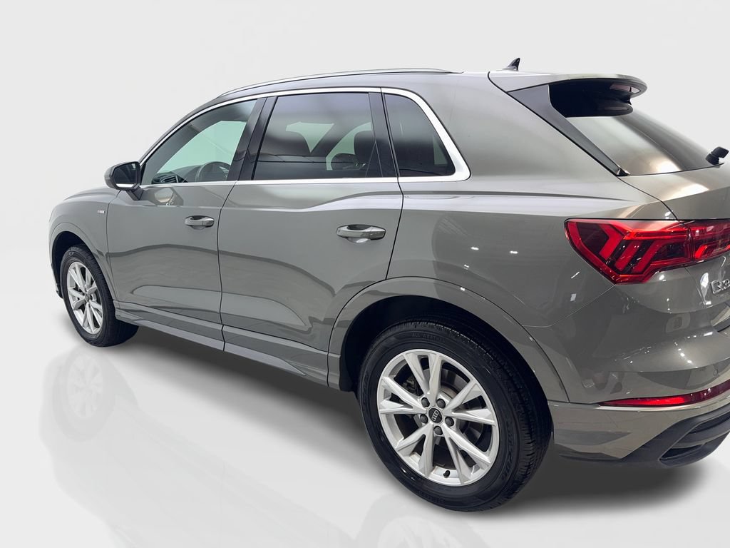 Used 2024 Audi Q3 2.0T Premium AWD/4WD image 14