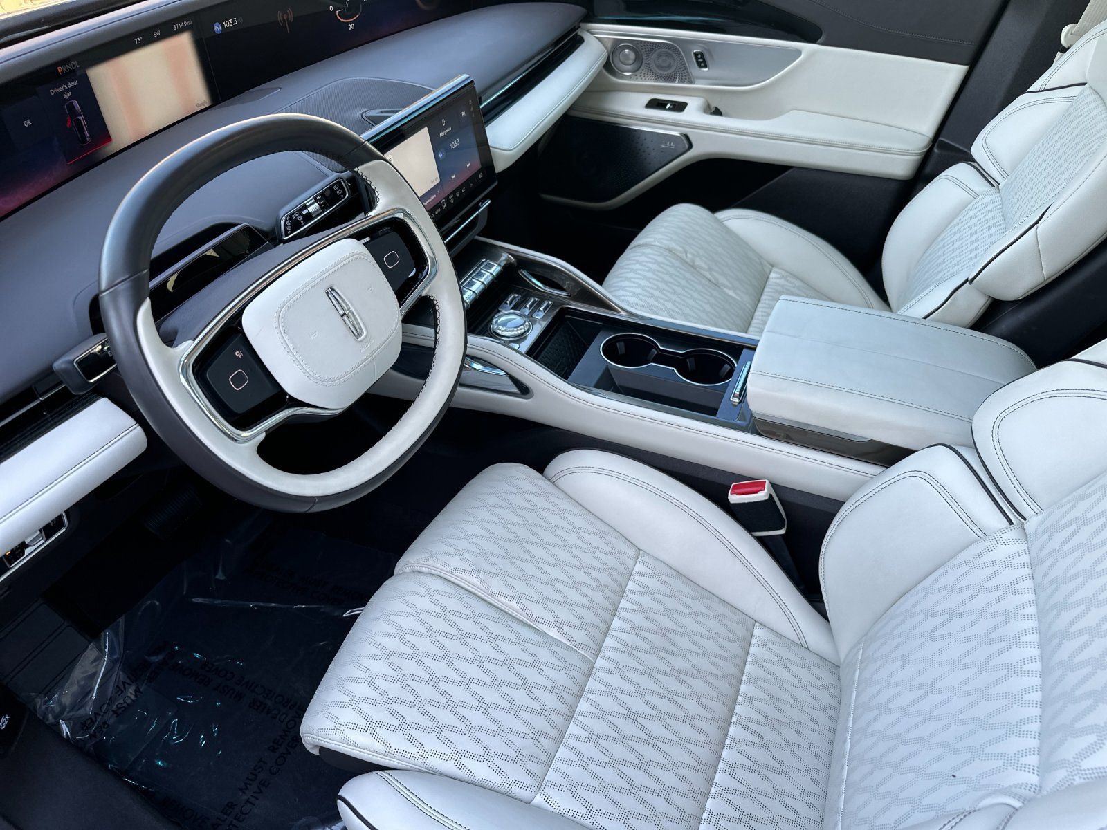 Used 2024 Lincoln Nautilus Black Label image 11