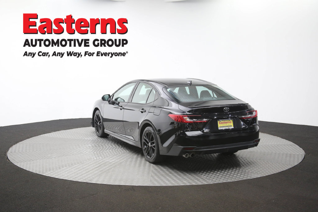 Used 2025 Toyota Camry SE FWD image 67