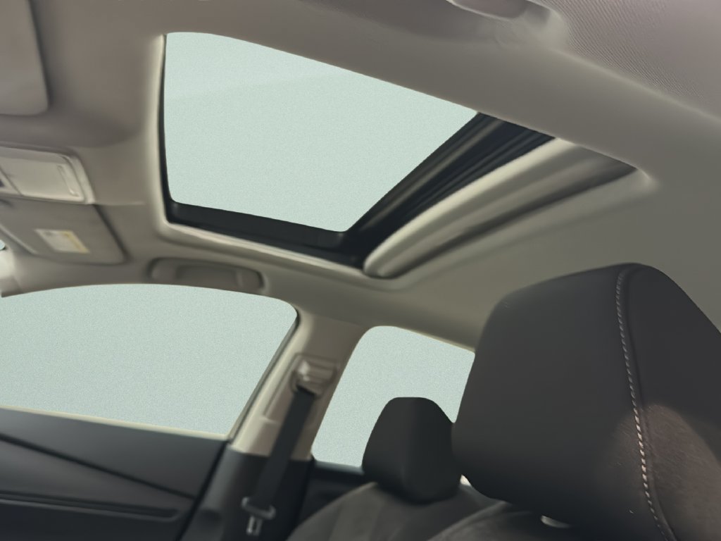 Certified 2024 Honda Accord EX image 17