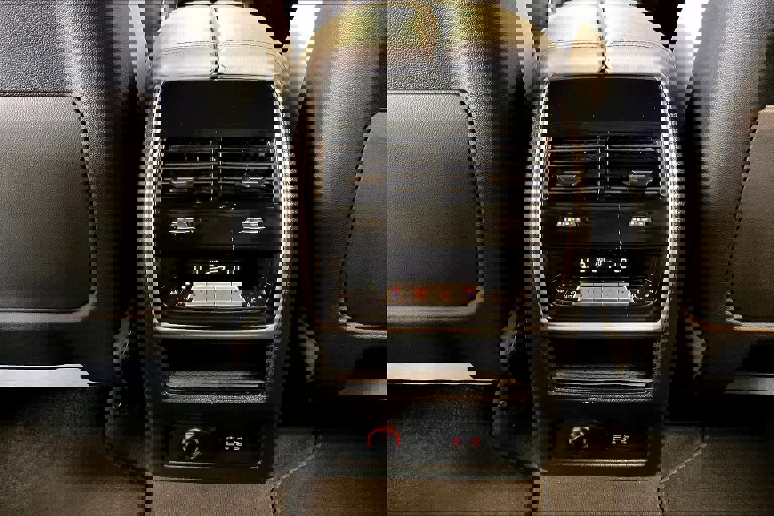 Used 2024 BMW X7 xDrive40i image 34