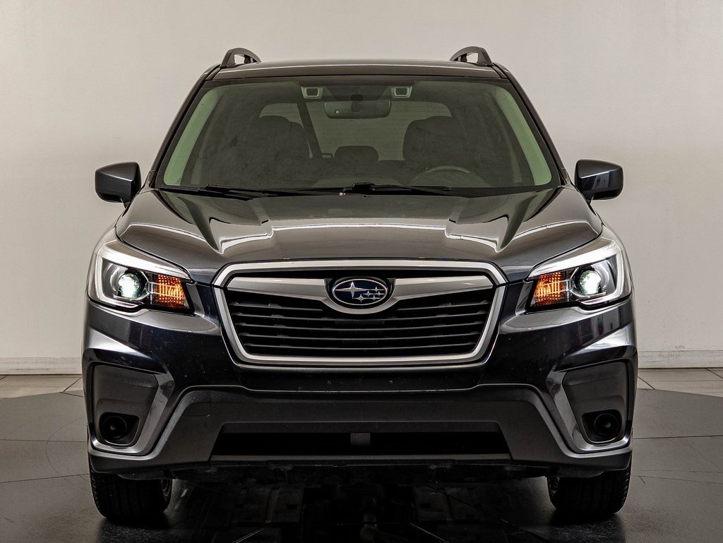 Used 2019 Subaru Forester Premium w/ All-Weather Package image 2