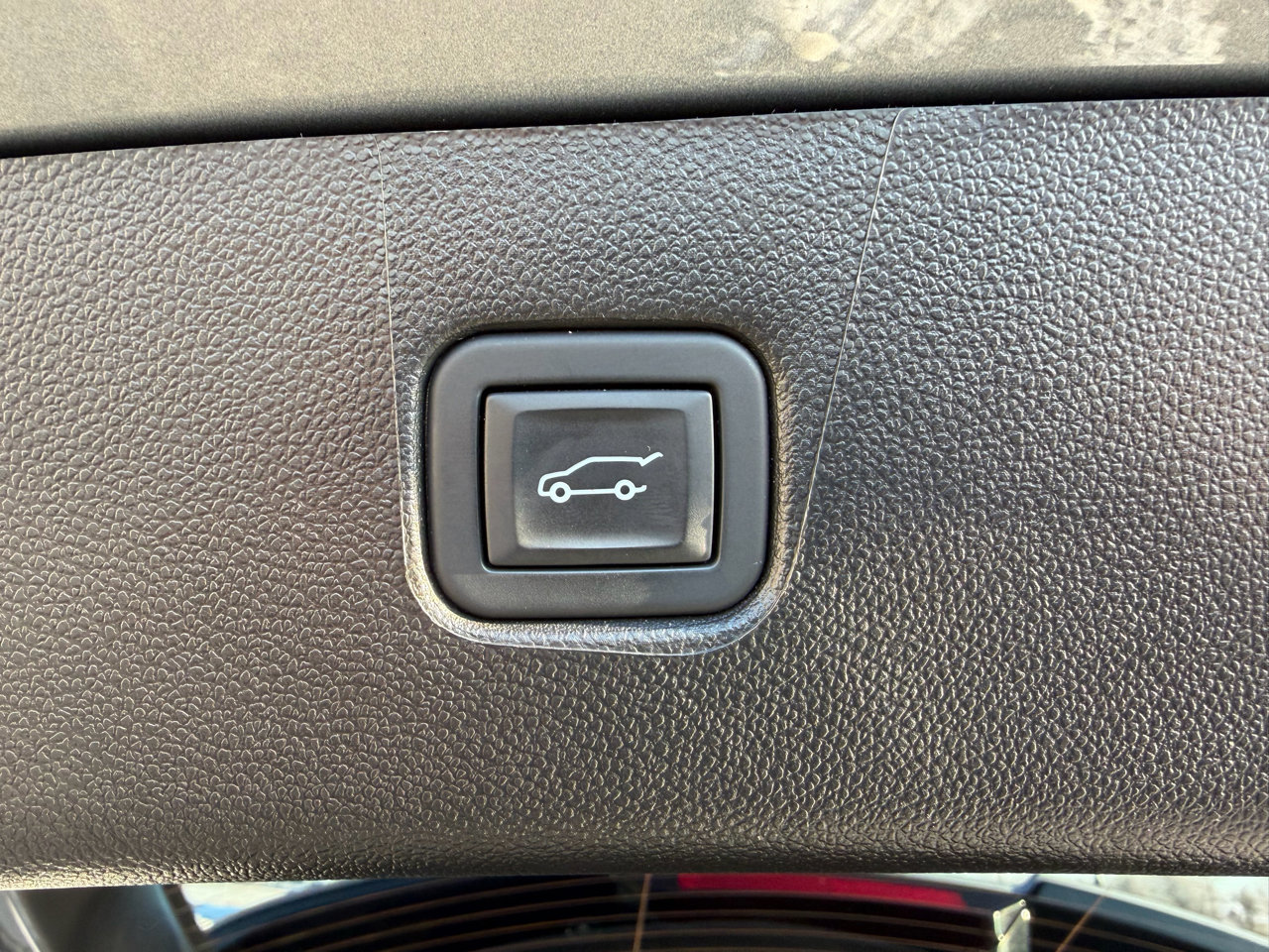 Used 2025 Chevrolet Blazer RS w/ Driver Confidence II Package image 7