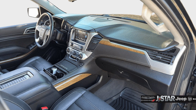 Used 2020 GMC Yukon Denali w/ Denali Ultimate Package AWD/4WD image 18