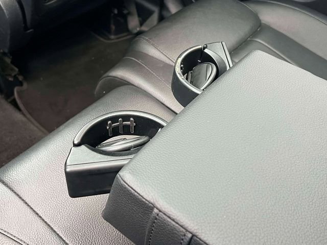 Used 2021 Mercedes-Benz GLB 250 4MATIC image 15