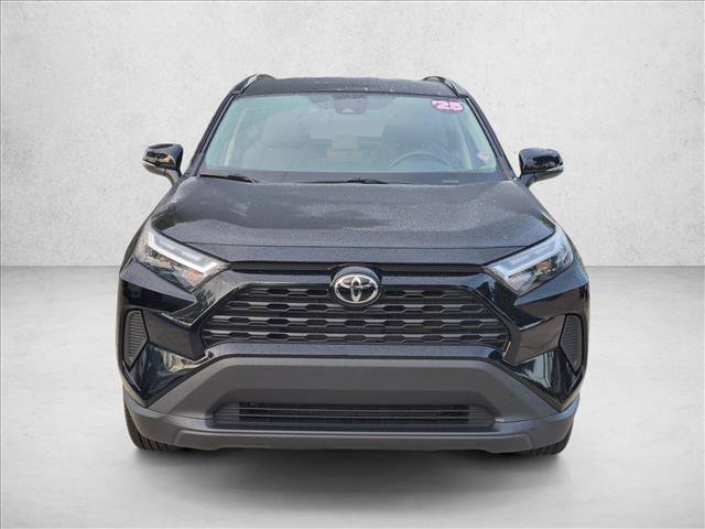 Used 2025 Toyota RAV4 XLE FWD image 2