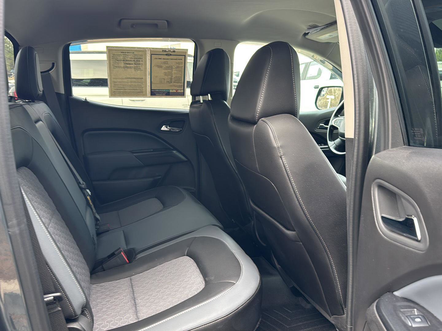 Used 2016 Chevrolet Colorado Z71 image 11