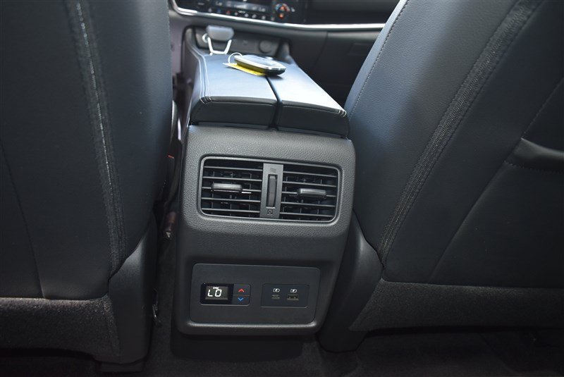 Used 2023 Nissan Rogue SL w/ SL Premium Package AWD/4WD image 25