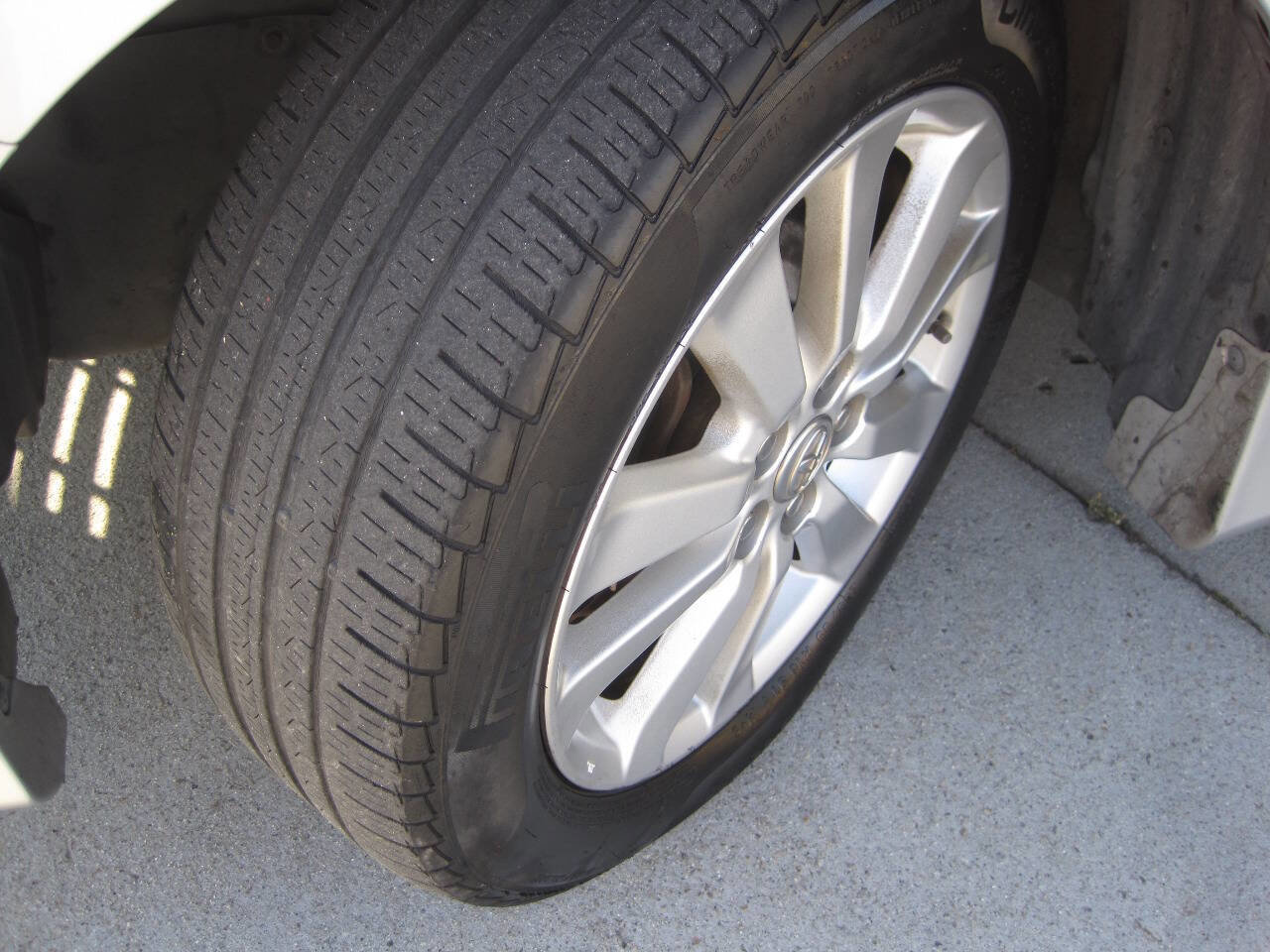 Used 2010 Toyota Corolla S image 14