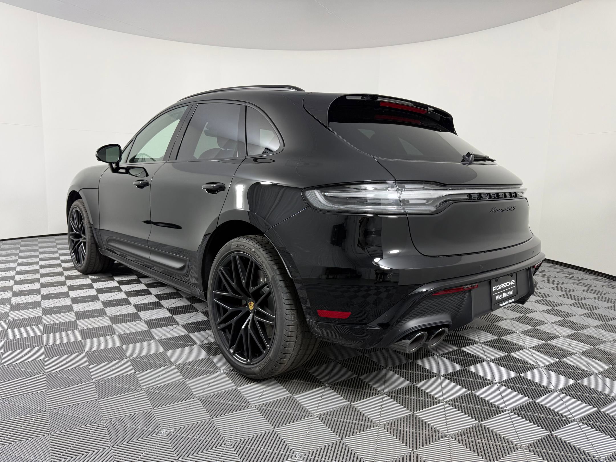 New 2026 Porsche Macan GTS AWD/4WD image 3