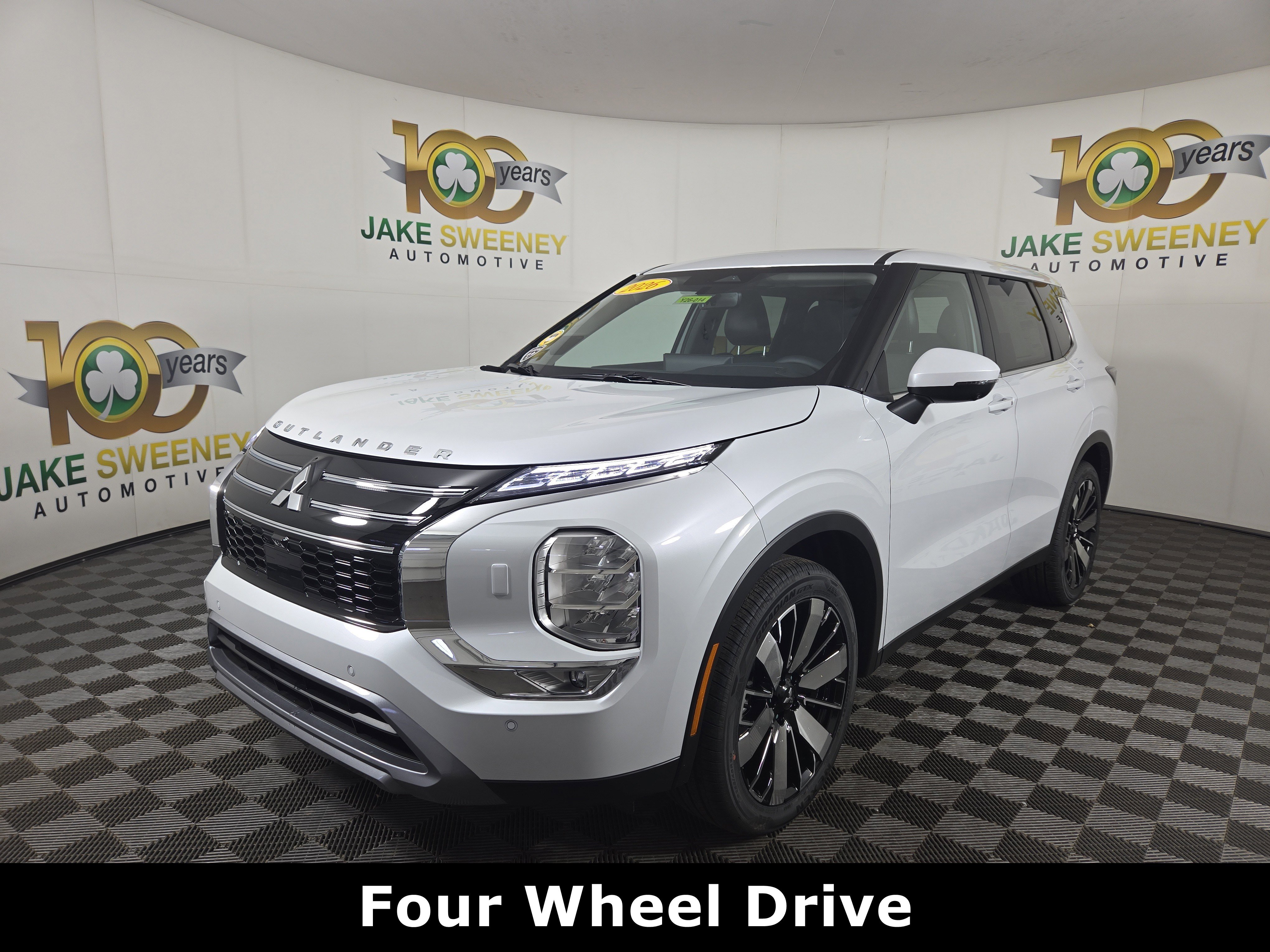 New 2026 Mitsubishi Outlander SE image 3