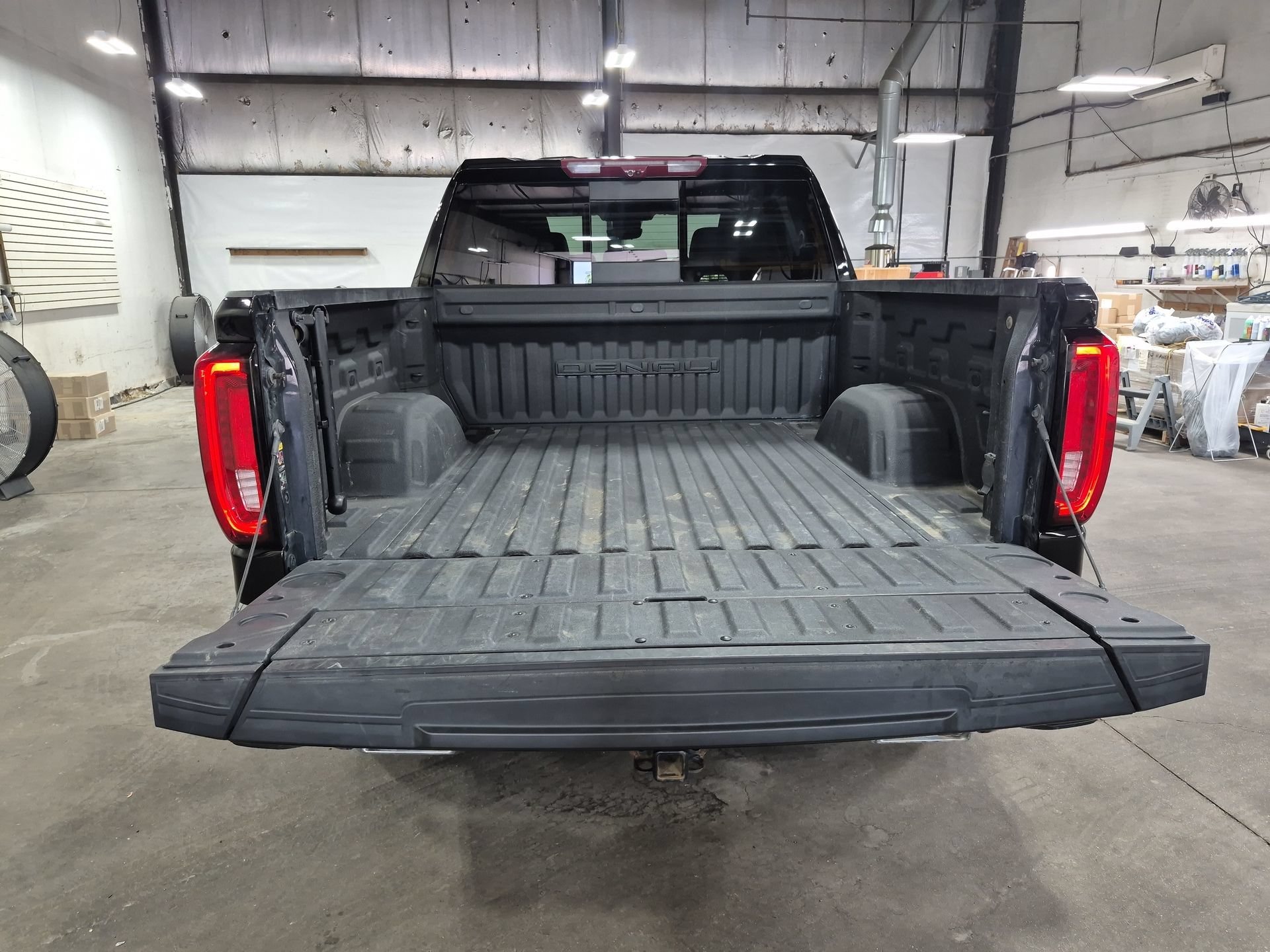Certified 2022 GMC Sierra 1500 Denali w/ Technology Package AWD/4WD image 28