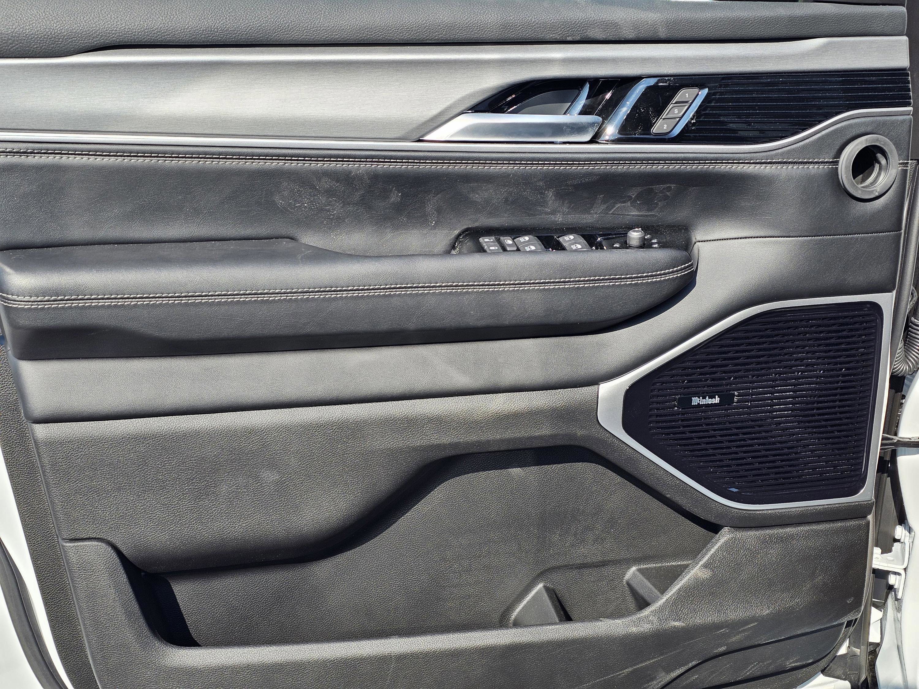 New 2026 Jeep Grand Wagoneer Limited image 14
