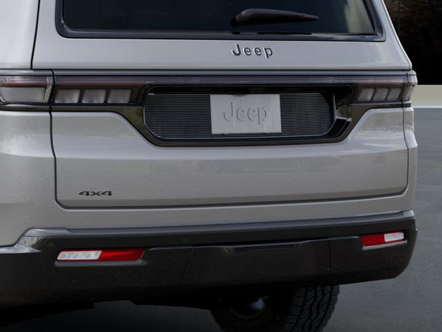 New 2026 Jeep Grand Wagoneer 4WD image 13