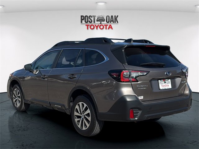 Used 2022 Subaru Outback Premium image 5