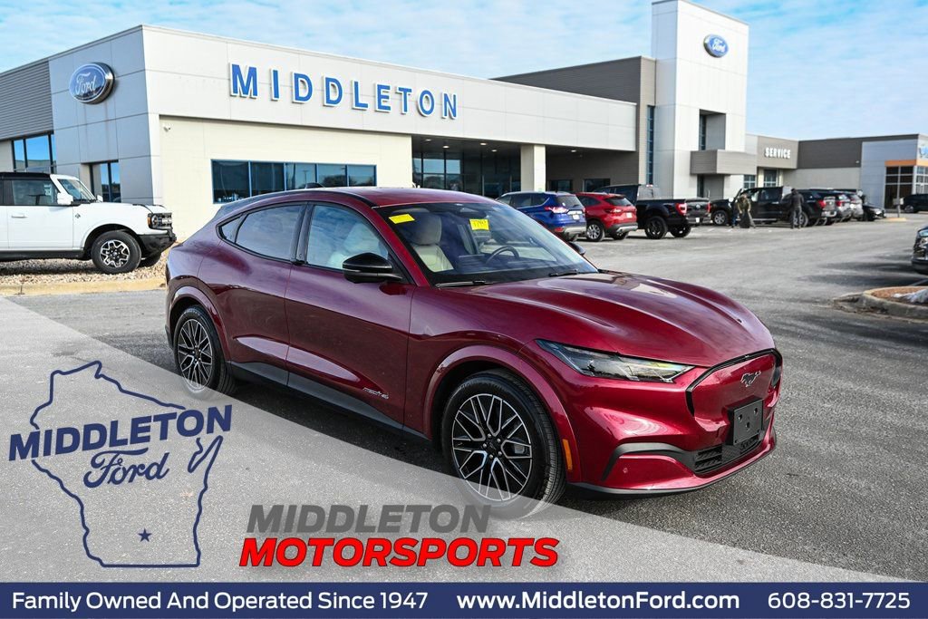 Certified 2025 Ford Mustang Mach-E Premium image 1