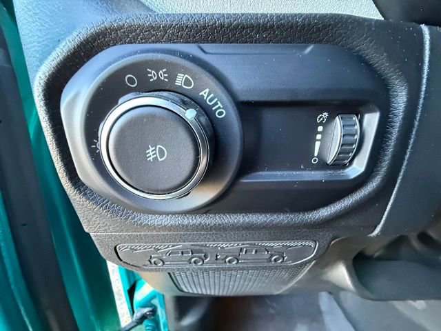 Used 2024 Jeep Wrangler Willys image 16