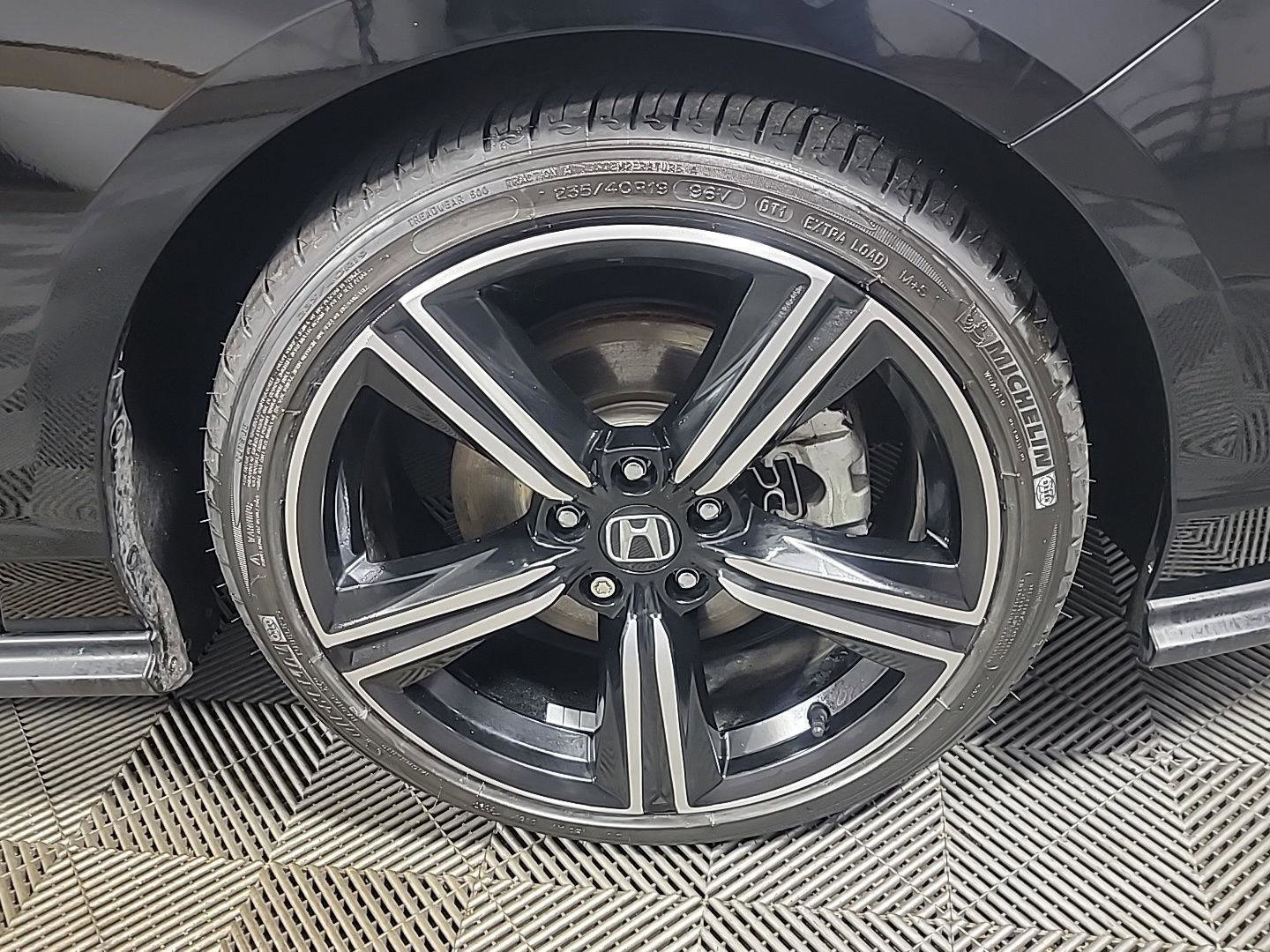 Certified 2024 Honda Accord Sport image 3