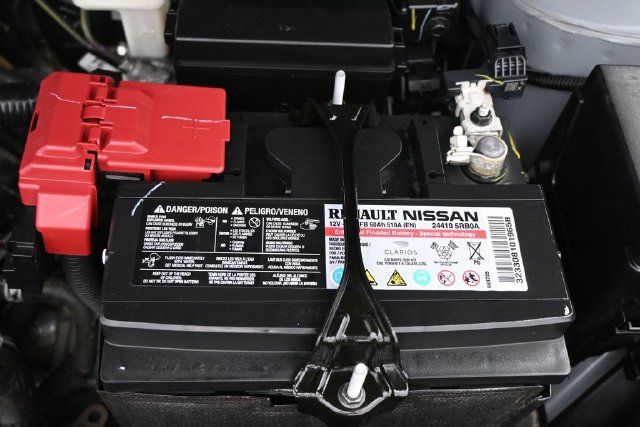 Used 2023 Nissan Kicks SV FWD image 45