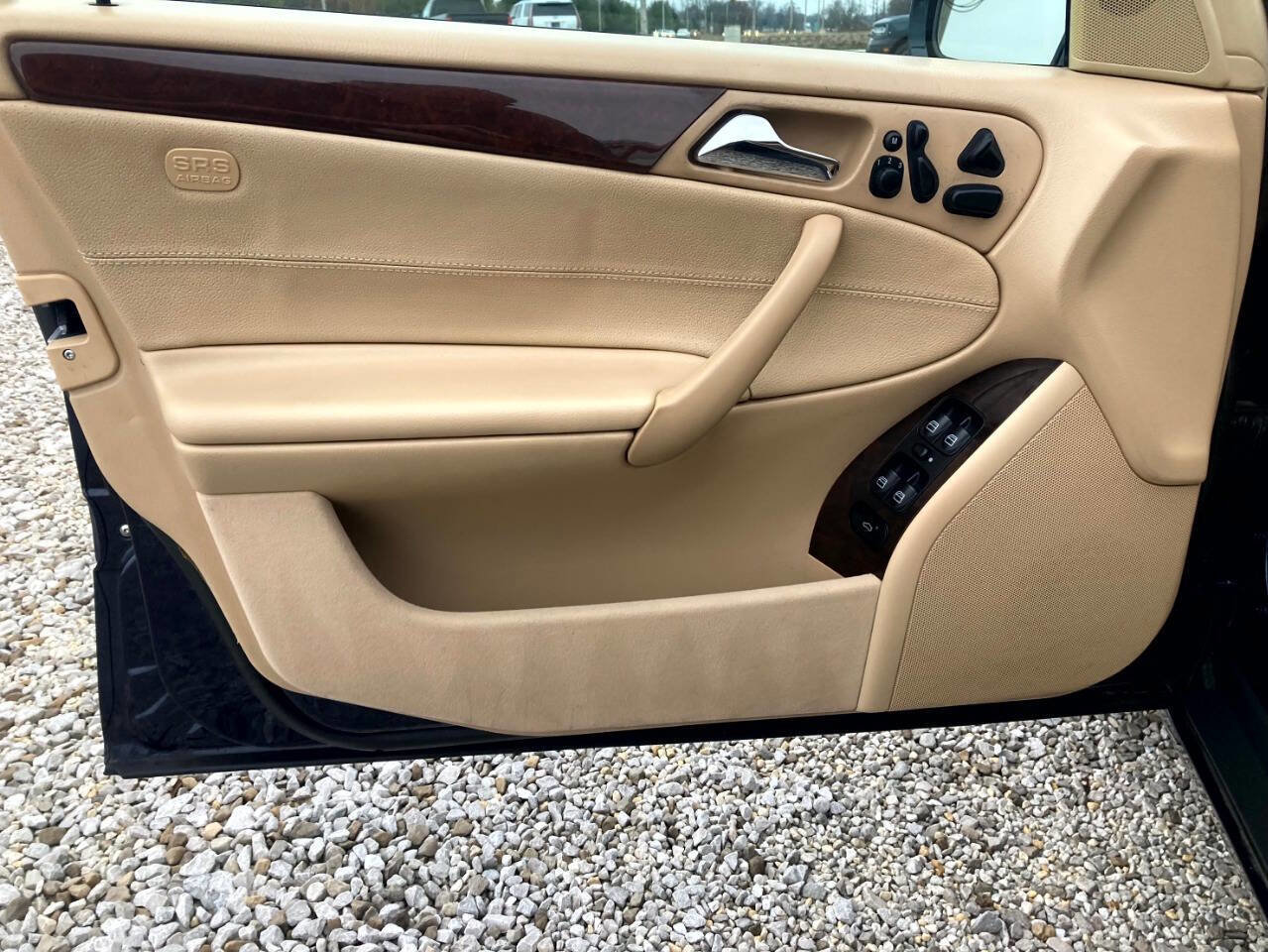 Used 2002 Mercedes-Benz C 240 Sedan image 17