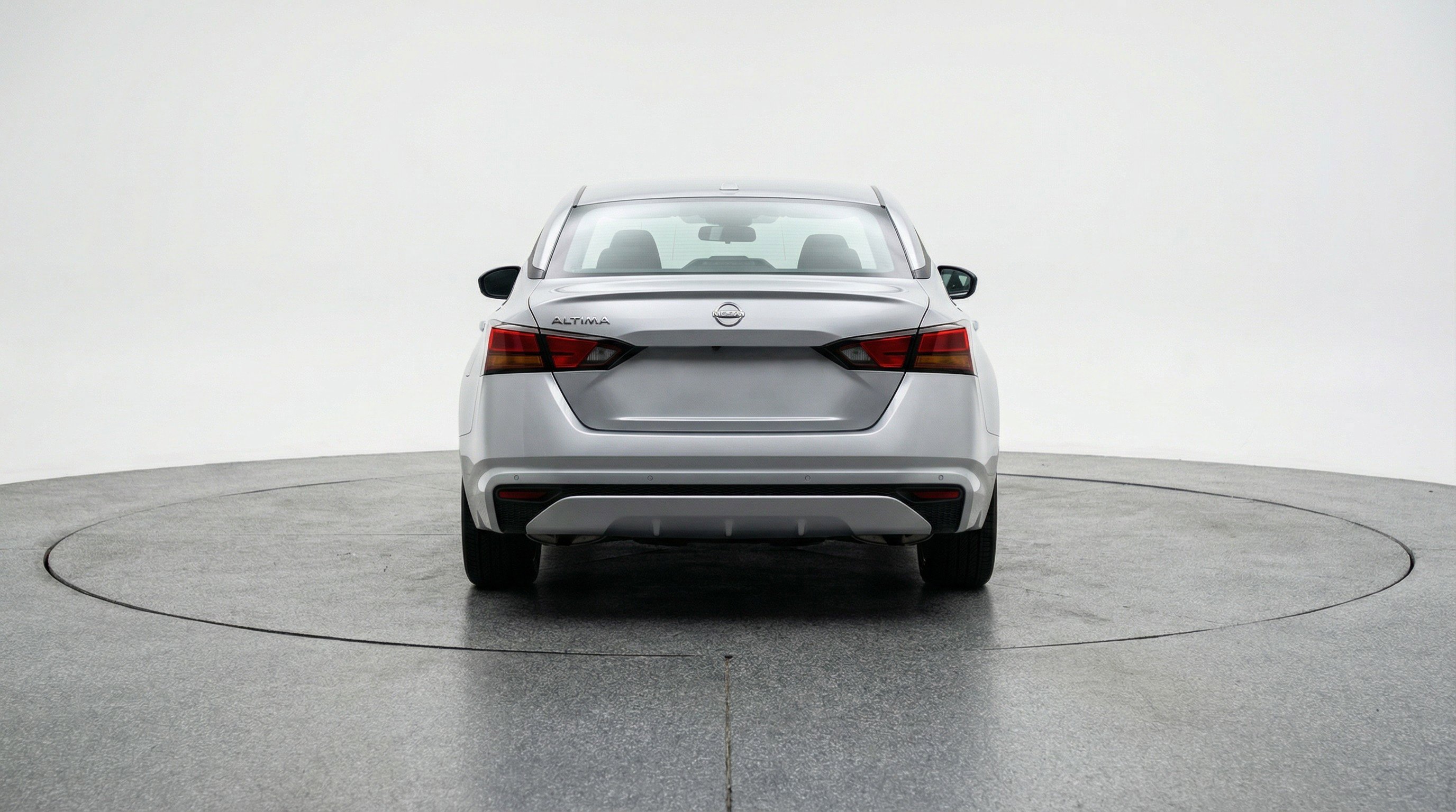 Used 2025 Nissan Altima 2.5 SV FWD image 7