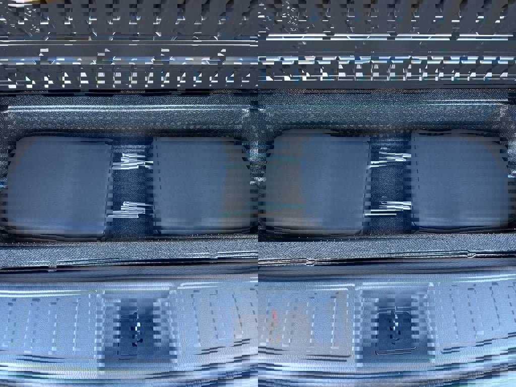 New 2025 Mitsubishi Outlander SE image 33