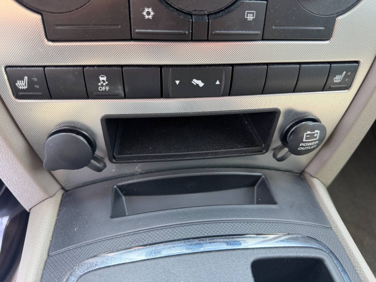 Used 2007 Jeep Grand Cherokee Laredo AWD/4WD image 25