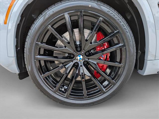 New 2026 BMW X5 M60i image 10