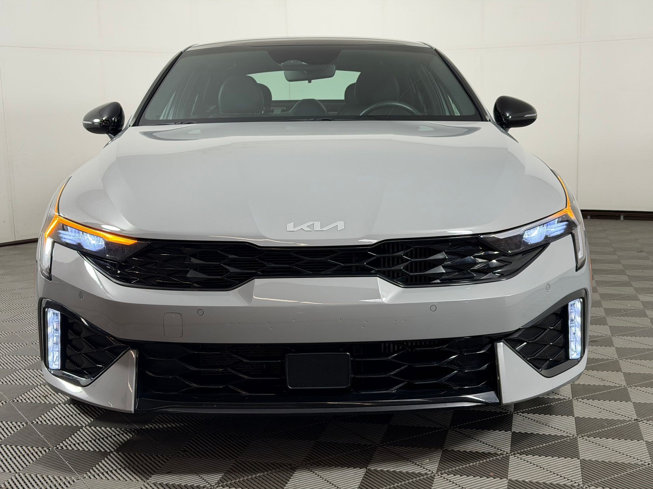 Used 2025 Kia K5 GT FWD image 5