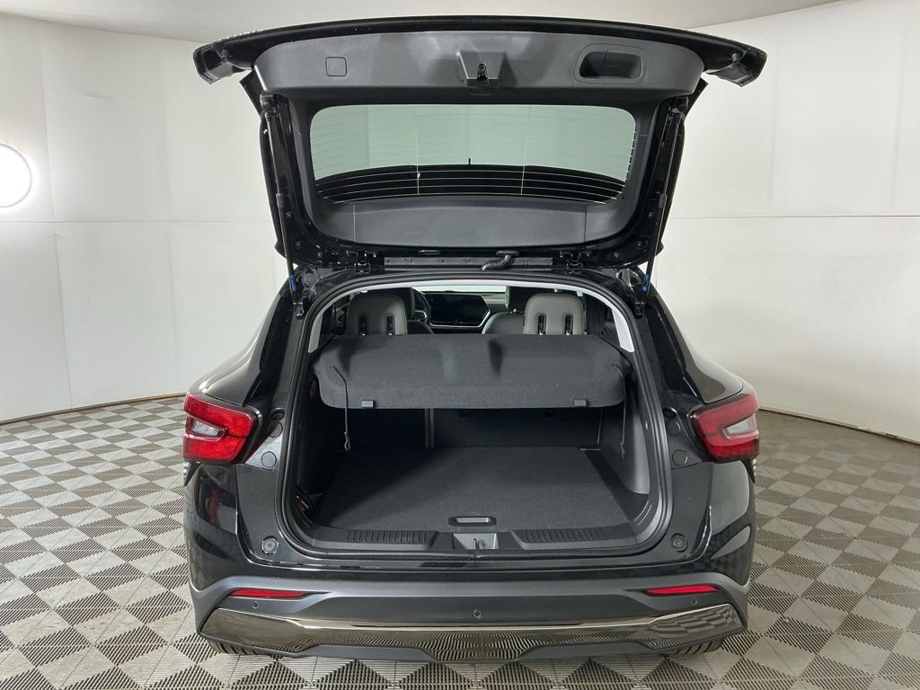 New 2026 Chevrolet Trax ACTIV FWD image 10